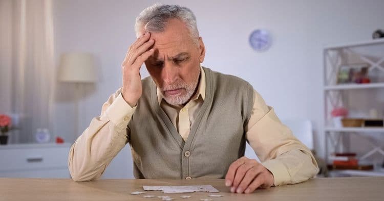 8 Smart Ways to Fight Cognitive Decline with Food