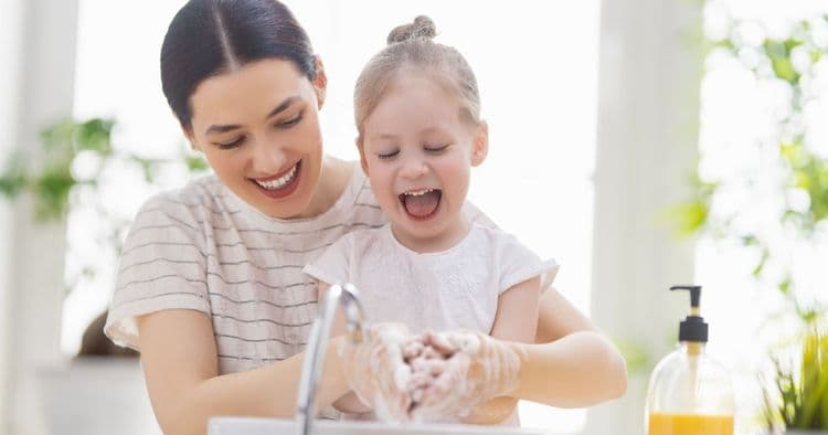 10 Practical Tips for Good Personal Hygiene Using Natural Products