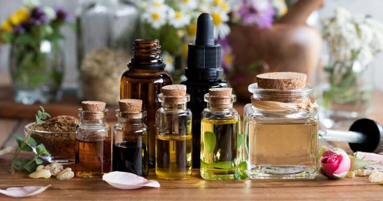 5 Mind-Blowing Health Benefits and Must-Have Essential Oils