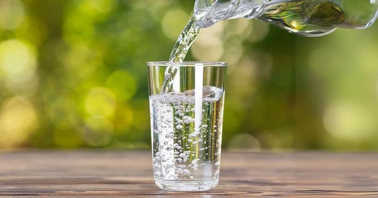 7 Unknown Benefits of Silica-Rich Mineral Water That Will Transform Your Health